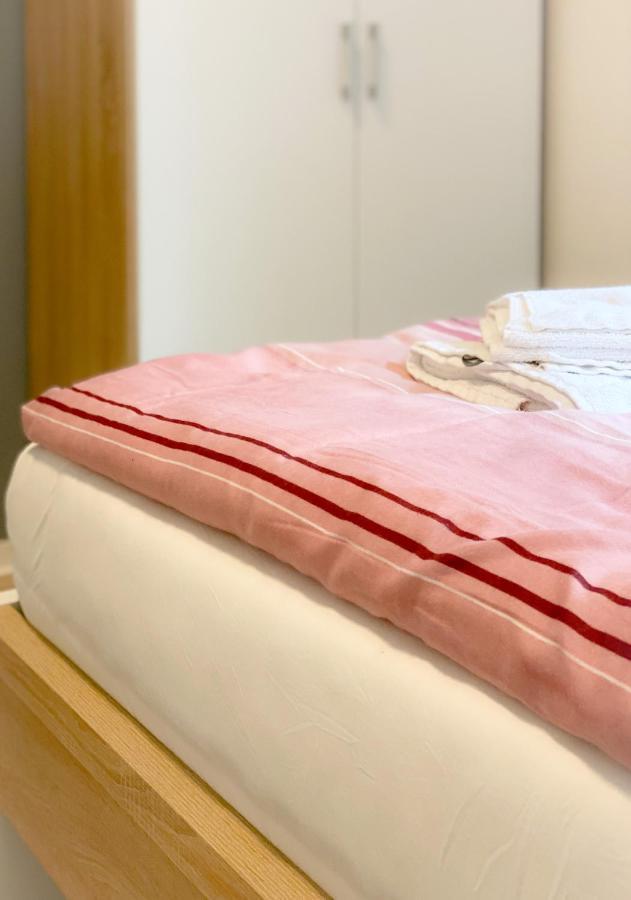 Traumhaftes Privatzimmer In Karlsruhe Eksteriør bilde