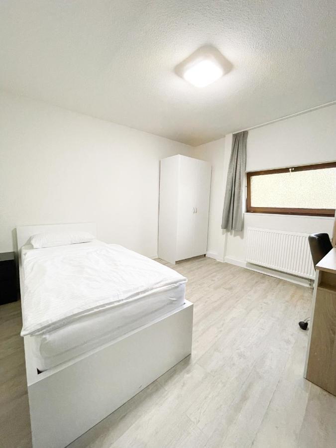 Traumhaftes Privatzimmer In Karlsruhe Eksteriør bilde